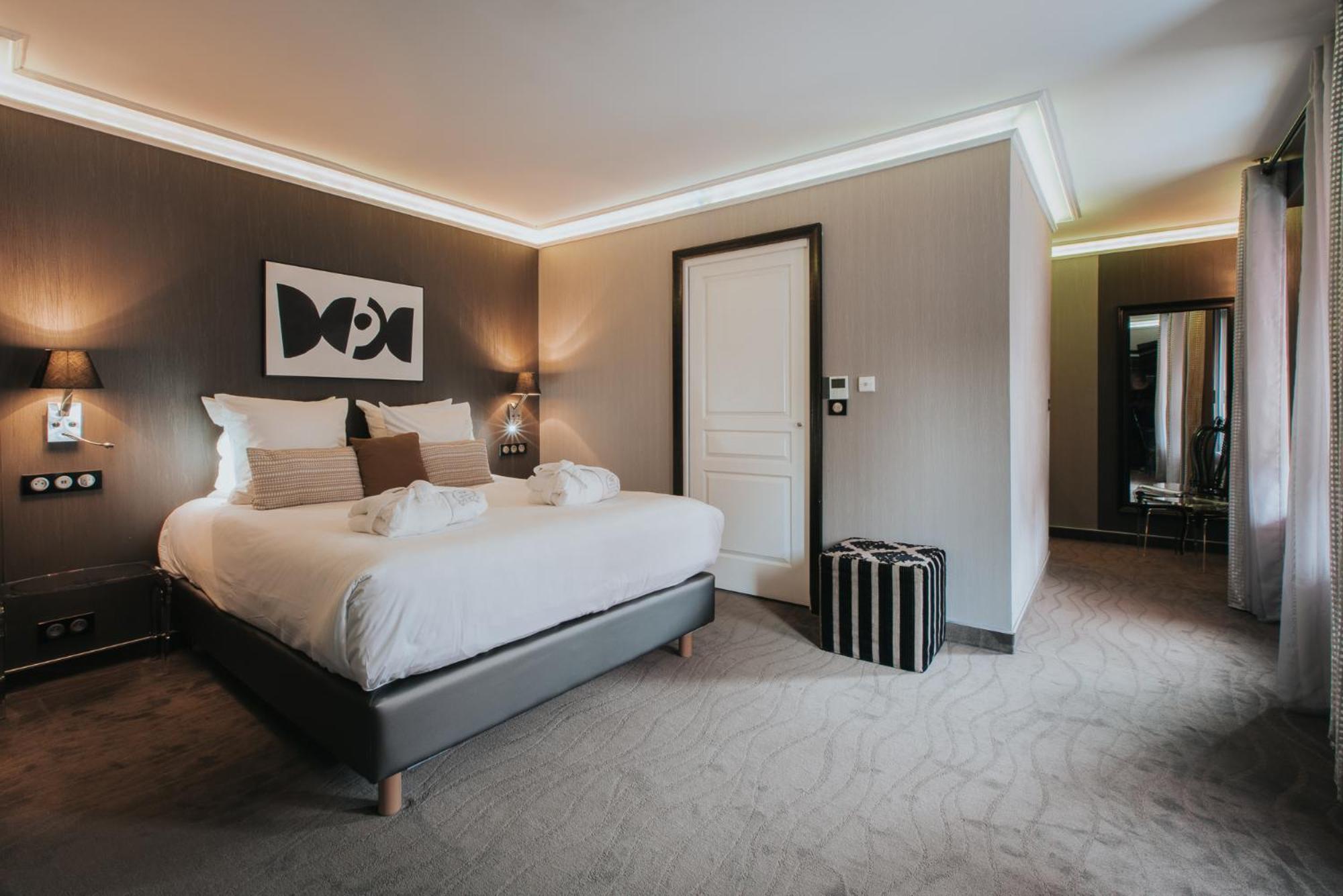 Hotel Henry II Beaune Centre Экстерьер фото